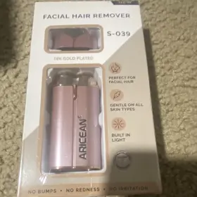 Aricean S-039 18k Gold Plated Precision Shaver Built-in Light Foil Head Pink