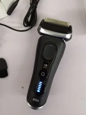 Braun 069055889671 Series 9 Shaver With Clean And Charge System 9310cc Excellent #2