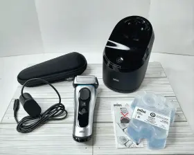 Braun 069055889916 Bruan Series S8 Wet/dry Electric Shaver With Cleaning/charger Dock Fluid And Case