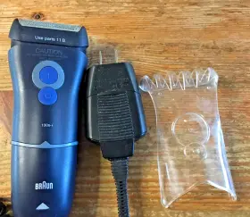 130s-1 Braun Series Mens Electric Foil Shaver Corded Razor Used