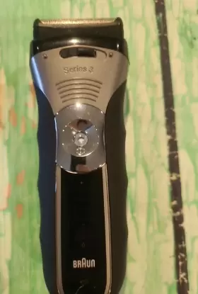 Braun 390cc-4 Shaver Cordless Series 3 Mens Self-cleaning Electric #3