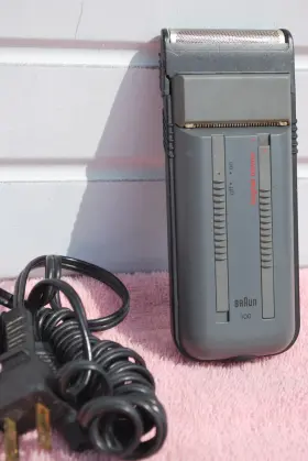 5462 Braun Vintage Electric Shaver Razor German Rare Works