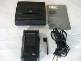 5556u Braun Vtg Rechargeable Shaver 2505 With Manuals Works Plugged In - Needs Bat