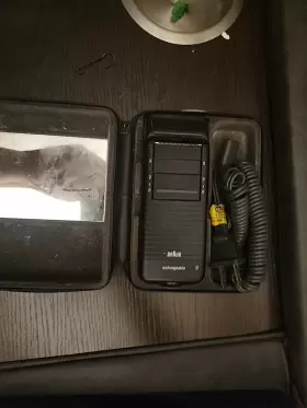 5584 Braun 5584/28 Cordless Rechargeable Mens Electric Shaver Without Em Power Cord /case #3 5584 Braun 5584/28 Cordless Rechargeable Mens Electric Shaver Without Em Power Cord /case #3