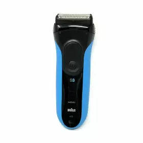 5748 Braun Series 3 Shaver And Charger - Blue Clean #2 5748 Braun Series 3 Shaver And Charger - Blue Clean #2