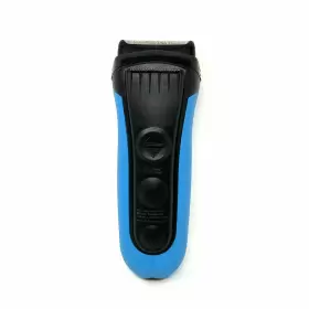 5748 Braun Series 3 Shaver And Charger - Blue Clean #3 5748 Braun Series 3 Shaver And Charger - Blue Clean #3