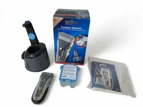 5735 Braun 5790 5000 Series Contour Rechargeable Shaver Clean And Charge Base