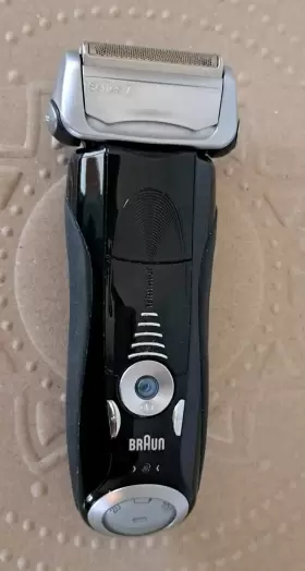 740s-6 Braun 740s-7 Series 7 Wet And Dry Rechargeable Shaver Sonic Technology With Charger