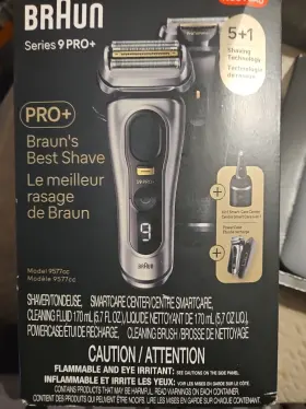 5793 Braun 888738737882 S9 Pro Series 9 9567cc Wet/dry Foil Shaver Type With Extra Head