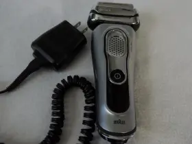9260s Braun Wet Dry Series 9 Electric Shaver With Original Adapter #2 9260s Braun Wet Dry Series 9 Electric Shaver With Original Adapter #2