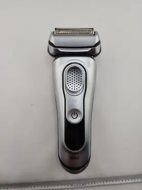 Braun 9370cc Series 9 Cordless Mens Electric Shaver With Case And Charger #2