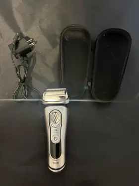 Braun 9465cc Series 9 Pro Electric Foil Shaver With Prolift Beard Trimmer Clean