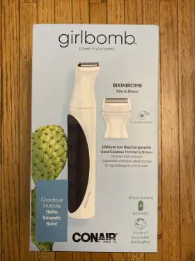 21np079260 Conair Girl Bomb Bikini Rechargeable Women Shaver And Trimmer Set Wet/dry New