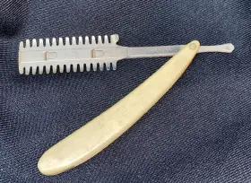 010001 Durham Folding Duplex Hair Shaping Thinning Razor Vintage