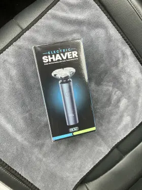 Eboboin 445013890836 Mens Razor Was 160 You Get It For 80. New In Box Bought 2 Donftt Need