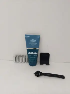 Gillette 047400684652 Intimate Men S Manscape Pubic Hair Trimmer Skinfirst Ball For #3
