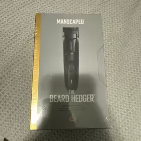 30-00100 Manscaped The Beard Hedger Rechargeable Mens Trimmer - Black 30-00100 Manscaped The Beard Hedger Rechargeable Mens Trimmer - Black