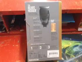 30-00100-w Manscaped New The Beard Hedger Electric Trimmer With Comb #2