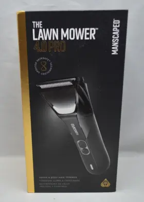 Manscaped 810040574092 The Lawn Mower 4.0 Pro Essentials Kit With Replacement Blade New Sealed