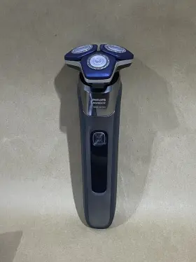S7887 Norelco 075020110268 Philips Shaver 7300 Rechargeable Wet And Dry Electric - S7887/92