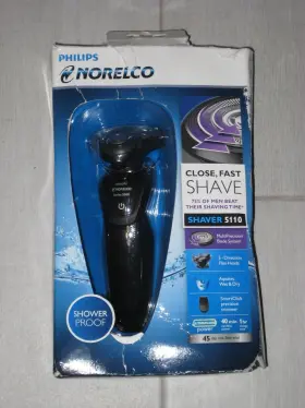 5110 Norelco Rechargeable Shaver New In Box L K 5110 Norelco Rechargeable Shaver New In Box L K
