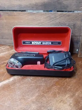 650tx Norelco Vintage Tripleheader Rechargable Razor With Case Charger