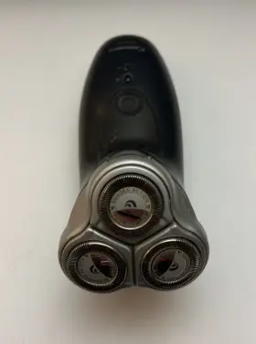 6865 Norelco Reflex Plus Cordless Xl Shaver For Parts Or Repair No Charger 6865 Norelco Reflex Plus Cordless Xl Shaver For Parts Or Repair No Charger