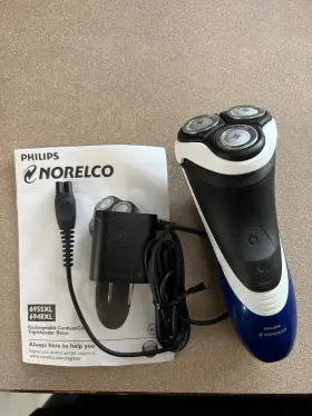 6955 Norelco Electric Shaver