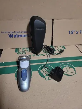 7845xl Norelco Quadra Action Shaver And Trimmer Tested Works With Charger/case