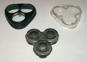 800rx Norelco Electric Razor Shaver Parts - Head Holder / Blades Cover