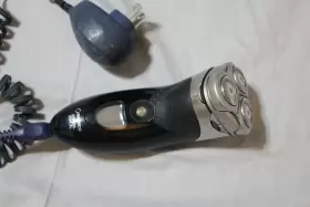 8894 Norelco Spectra Xl Limited Edition Shaver And Power Cord