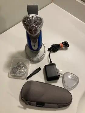 9160 Norelco Philips Xl Touch Rechargeable Cordless Shaver W Base And Charger Extr 9160 Norelco Philips Xl Touch Rechargeable Cordless Shaver W Base And Charger Extr