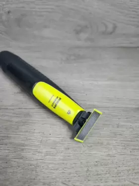 Qp2510 Norelco Qp2510/49 Philips One Blade Electric Trimmer/shaver Oem #2
