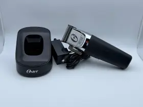 2165095 Oster Fast Feed Professional Cordless Hair Clippers With Charger
