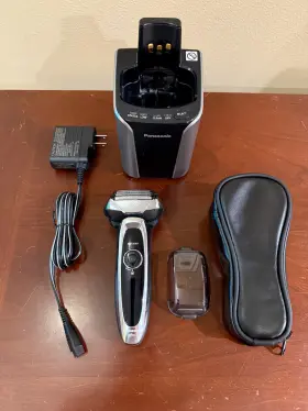 Es-lv95-s851 Panasonic Arc5 Electric Razor With Charging Stand