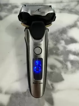 Es-lv9n Panasonic Arc5 5-bladewet/dry Cordless Shaver With Cleaner #2 Es-lv9n Panasonic Arc5 5-bladewet/dry Cordless Shaver With Cleaner #2