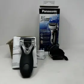 Es-rt51-s Panasonic Wet/dry 3-blade Cordless Electric Razor With Box And Charger