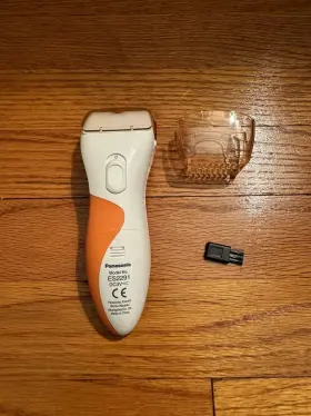 Es2291 Panasonic Battery Operated Wet And Dry Ladies Shaver Orange-white