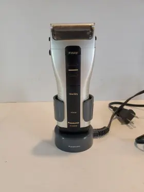 Es4012 Panasonic Rechargeable Cordless Shaver And Charger Works