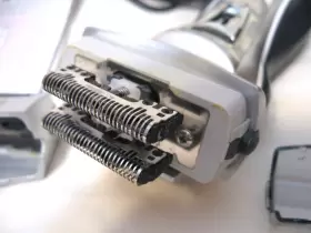 Es-7037 Panasonic Es7037 Electric Wet/dry Shaver With Pop Up Trimmer #2