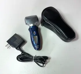 Es8243aa Panasonic Mens Wet/dry Electric Shaver With Charger Tested And Working