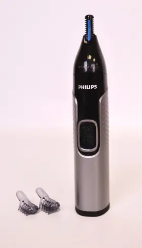 Philips 075020106018 Nose Hair Trimmer Series 3000 Ear And Eyebrow Showerproof No Box