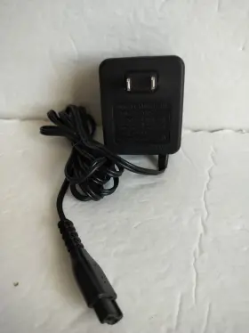 Philips 422202900060 Hp Shaver Ac Adapter 4.4v 4va #2