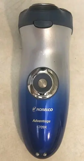 6709x Philips 422203604100 04100 Advantage Rechargeable Shaver