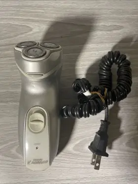 6617x Philips Norelco Gray Men Reflex Plus Portable Cordless Rechargeable Shaver #2