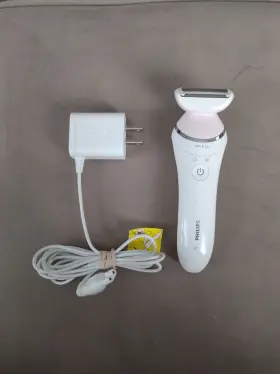 Brl146 Philips Lady Shaver 6000 Cordless Bikini Trimmer Head Unused
