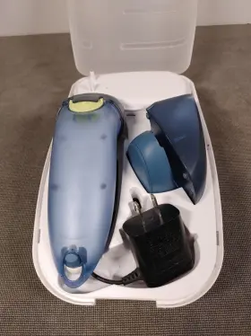 Hq6762 Philips Philishave Cool Skin Rechargeable Shaver 3 Heads Trimmer Case Charger