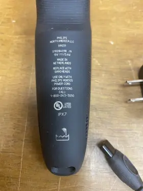 S9031 Philips Norelco 075020087843 S9031/90 V-track Precision Blades Wet Dry Shaver Beard Attachmnt #2