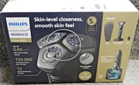 Philips Norelco 075020113351 Phillips/norelco Shaver 8000 New/sealed