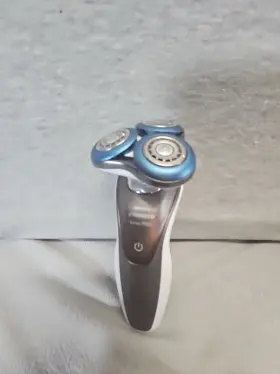 3s1a Philips Norelco Series 700 Shaver No Charger